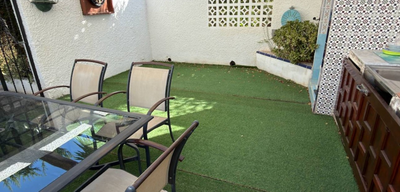 Herverkoop - Villa -
Ciudad Quesada - Costa Blanca
