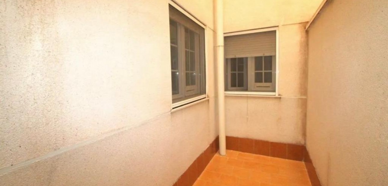 Herverkoop - Appartement / flat -
Torrevieja - torrevieja