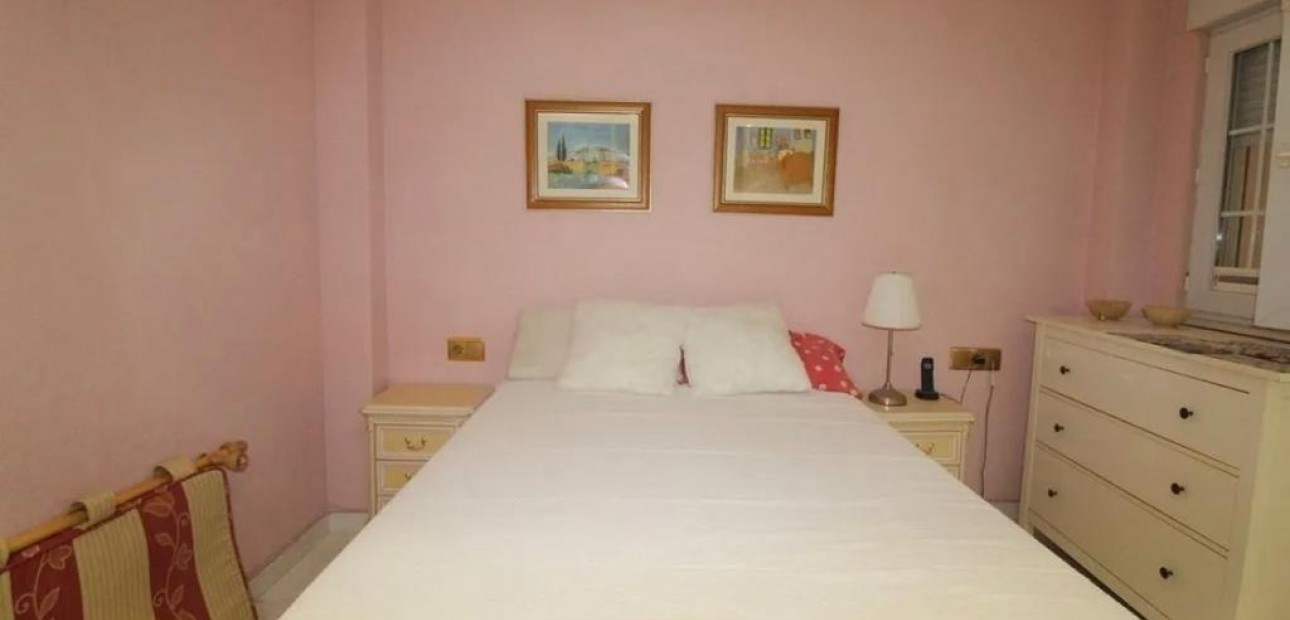 Herverkoop - Appartement / flat -
Torrevieja - torrevieja