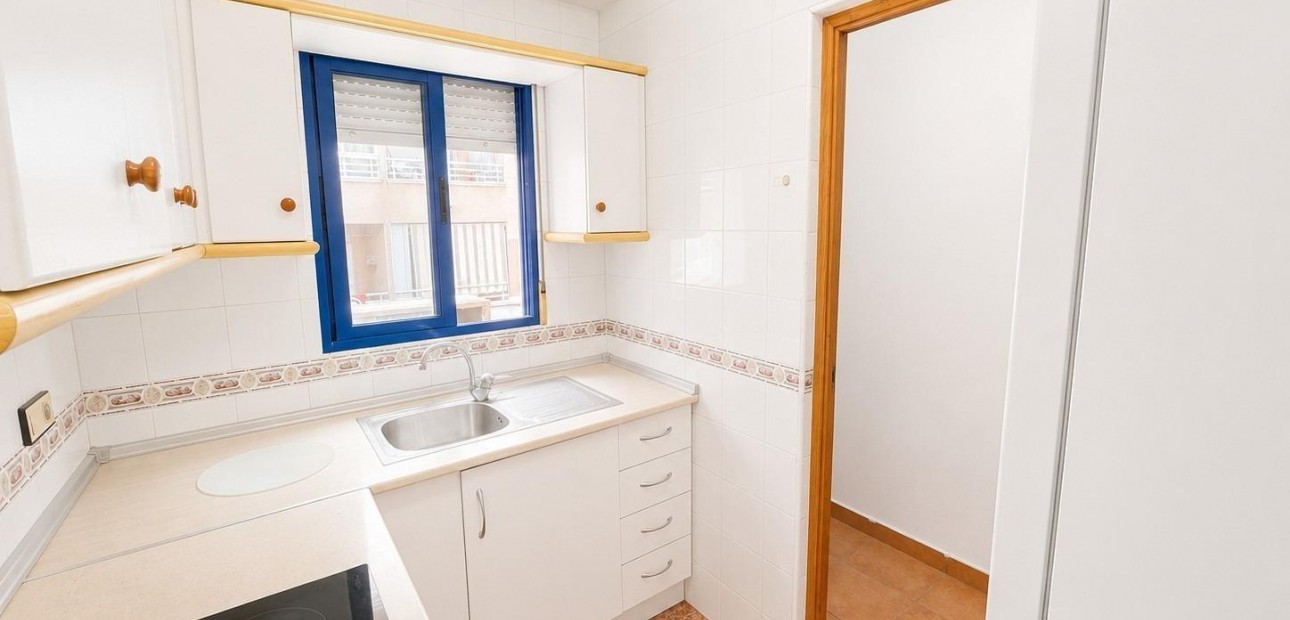 Herverkoop - Appartement / flat -
Torrevieja - Centro