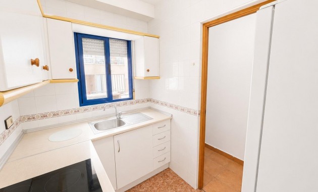Herverkoop - Appartement / flat -
Torrevieja - Centro