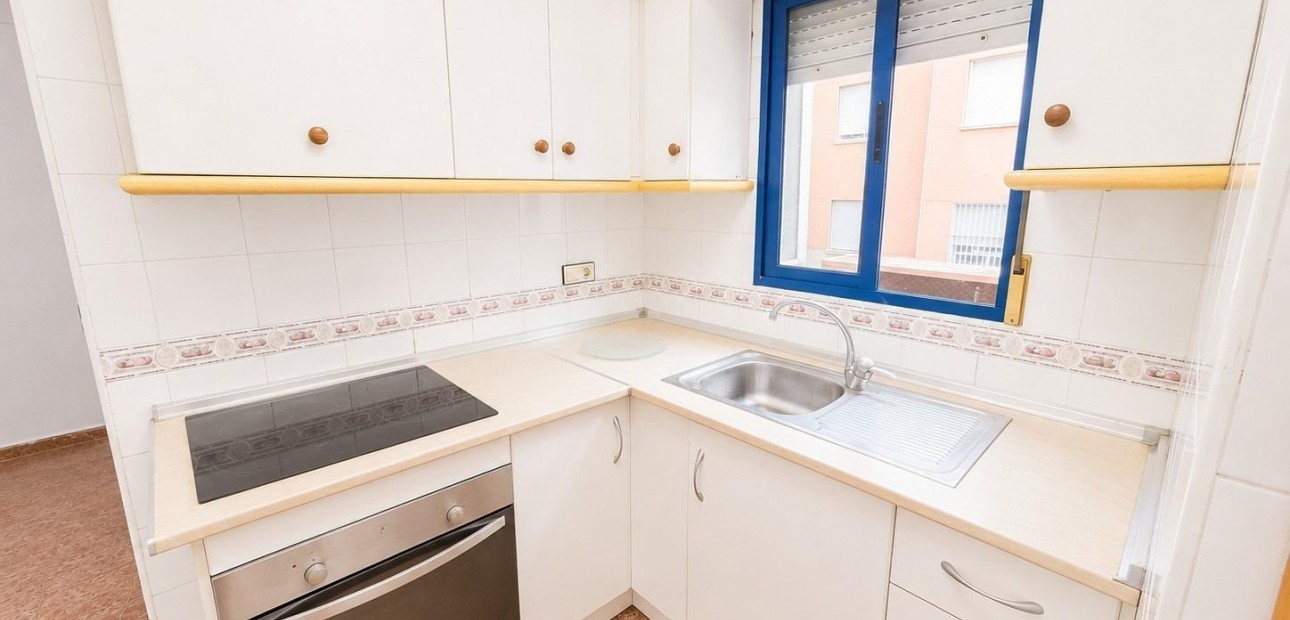 Herverkoop - Appartement / flat -
Torrevieja - Centro