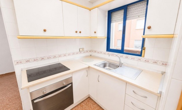 Herverkoop - Appartement / flat -
Torrevieja - Centro