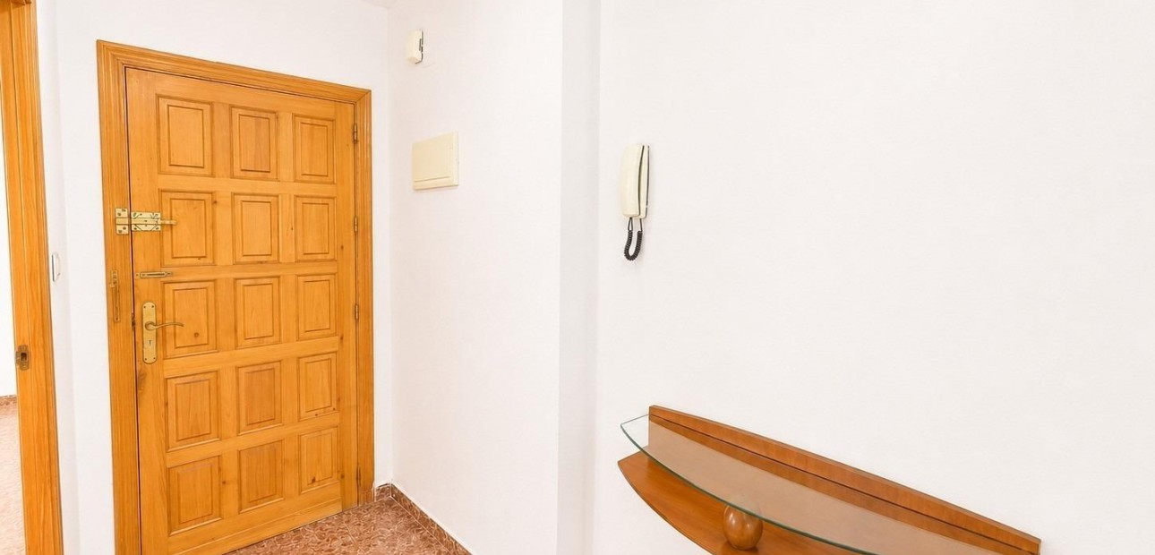 Herverkoop - Appartement / flat -
Torrevieja - Centro