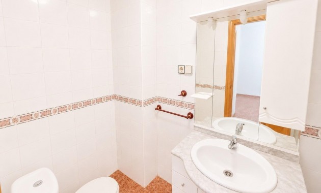 Herverkoop - Appartement / flat -
Torrevieja - Centro