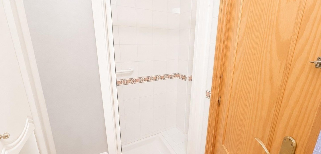 Herverkoop - Appartement / flat -
Torrevieja - Centro