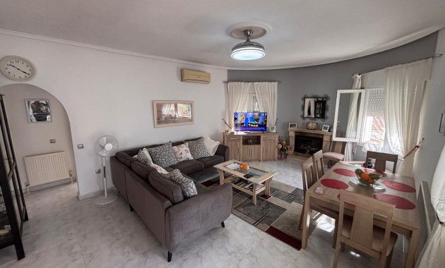 Herverkoop - Detached Villa -
Ciudad Quesada - La Marquesa