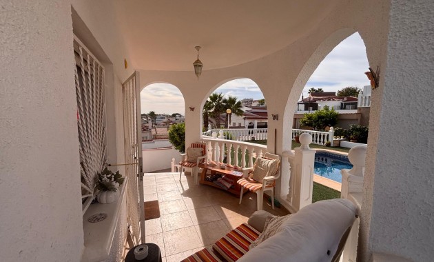 Herverkoop - Detached Villa -
Ciudad Quesada - La Marquesa