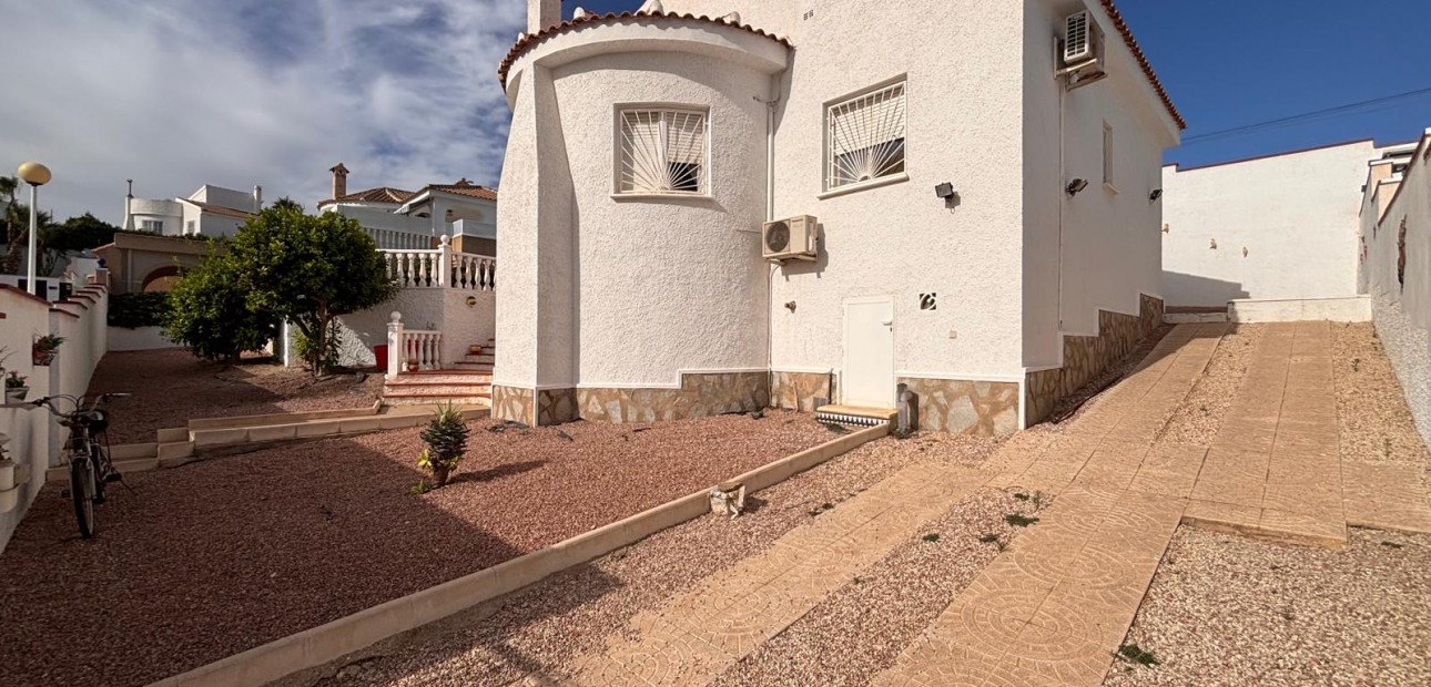 Herverkoop - Detached Villa -
Ciudad Quesada - La Marquesa
