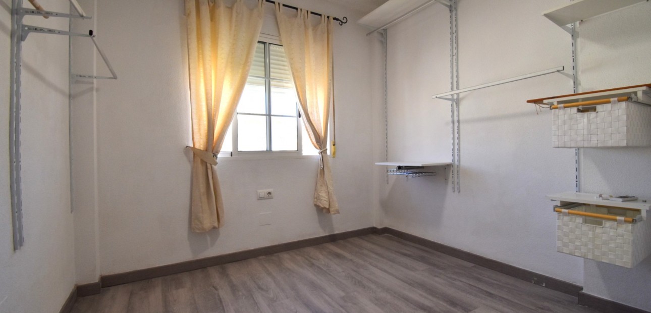 Herverkoop - Detached Villa -
Orihuela Costa - Playa Flamenca