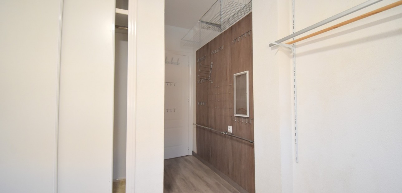 Herverkoop - Detached Villa -
Orihuela Costa - Playa Flamenca