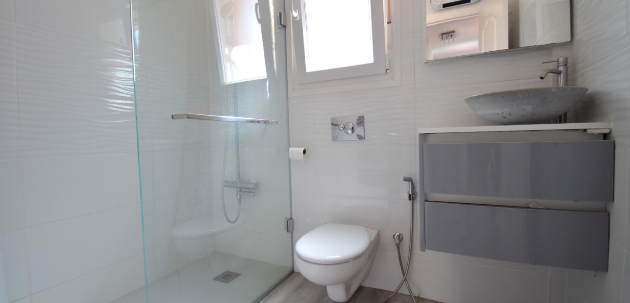 Herverkoop - Detached Villa -
Orihuela Costa - Playa Flamenca