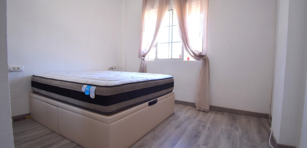 Herverkoop - Detached Villa -
Orihuela Costa - Playa Flamenca