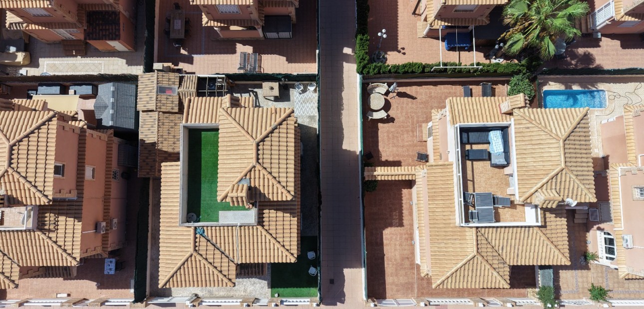 Herverkoop - Detached Villa -
Orihuela Costa - Playa Flamenca