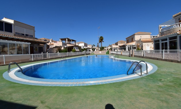 Herverkoop - Quad Villa -
Orihuela Costa - Playa Flamenca