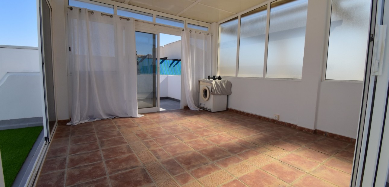 Herverkoop - Quad Villa -
Orihuela Costa - Playa Flamenca