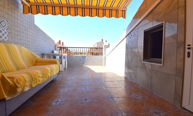 Herverkoop - Semi Detached Villa -
Orihuela Costa - La Zenia