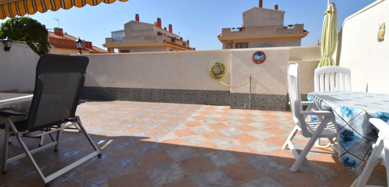 Herverkoop - Semi Detached Villa -
Orihuela Costa - La Zenia