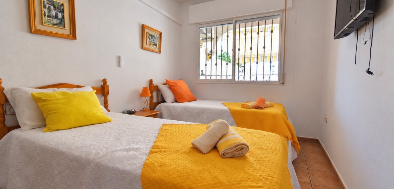Herverkoop - Semi Detached Villa -
Orihuela Costa - La Zenia