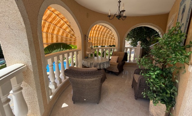 Sale - Villa -
Rojales - Lo Pepin