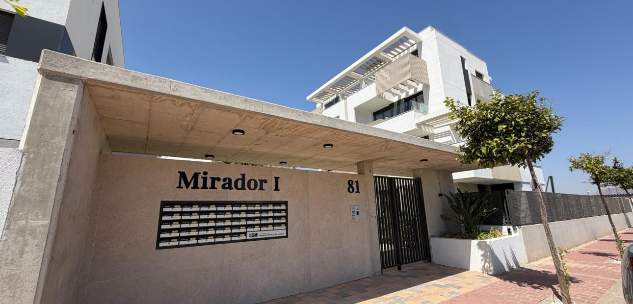 Sale - Apartment / flat -
Los Alcázares - Dolores de Pacheco-Santa Rosalía