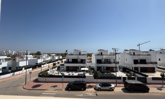 Sale - Apartment / flat -
Los Alcázares - Dolores de Pacheco-Santa Rosalía