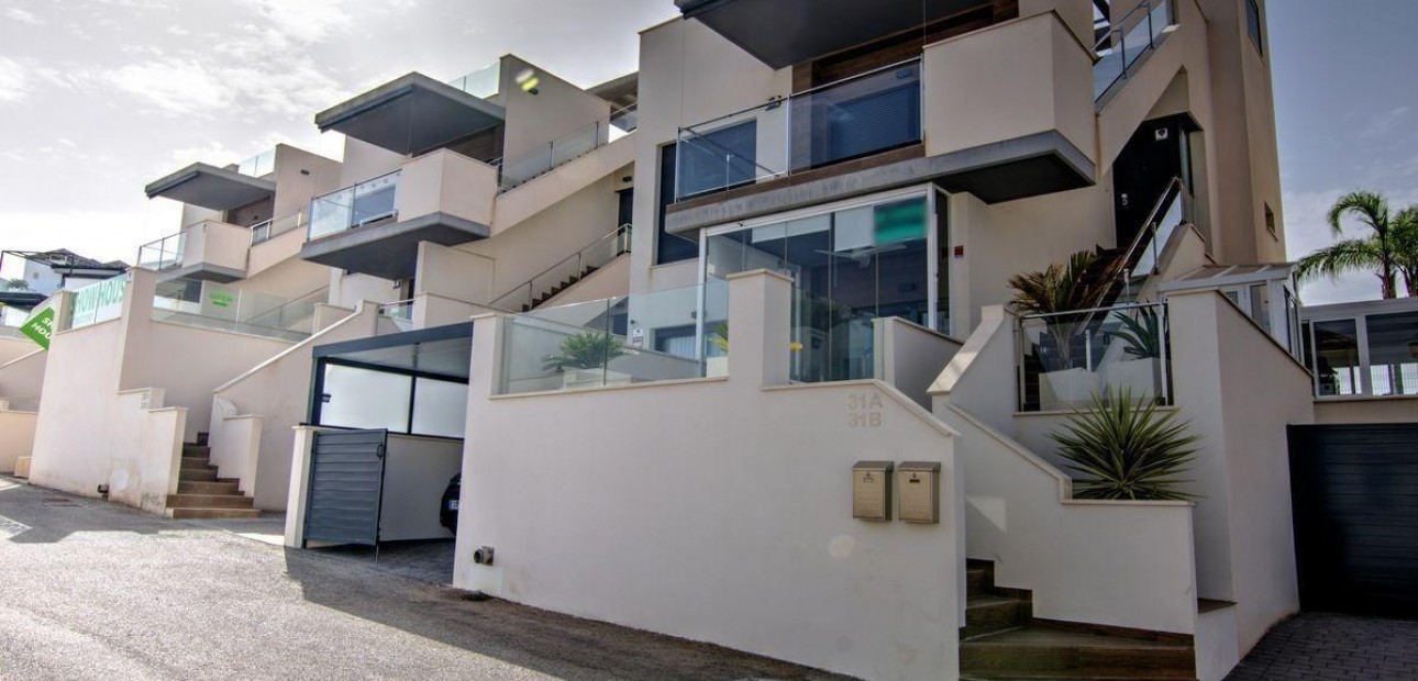 Sale - Villa -
San Miguel de Salinas - Cerro del Sol