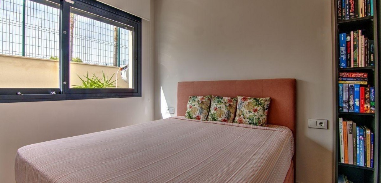 Sale - Villa -
San Miguel de Salinas - Cerro del Sol