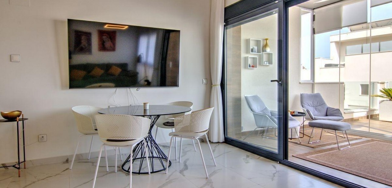 Sale - Villa -
San Miguel de Salinas - Cerro del Sol