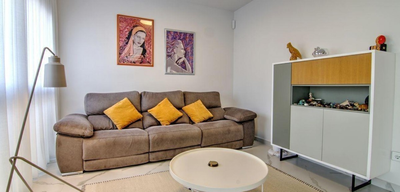 Sale - Villa -
San Miguel de Salinas - Cerro del Sol