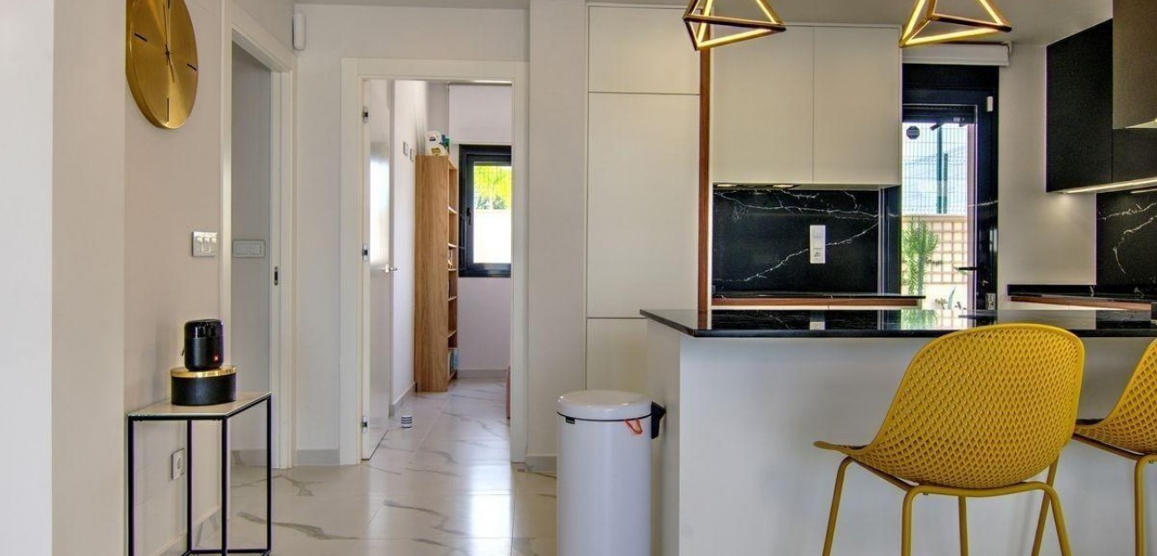 Sale - Villa -
San Miguel de Salinas - Cerro del Sol