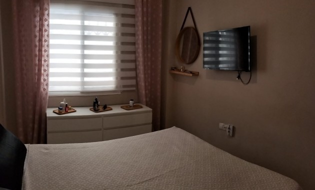 Sale - Apartment / flat -
Torrevieja - Centro
