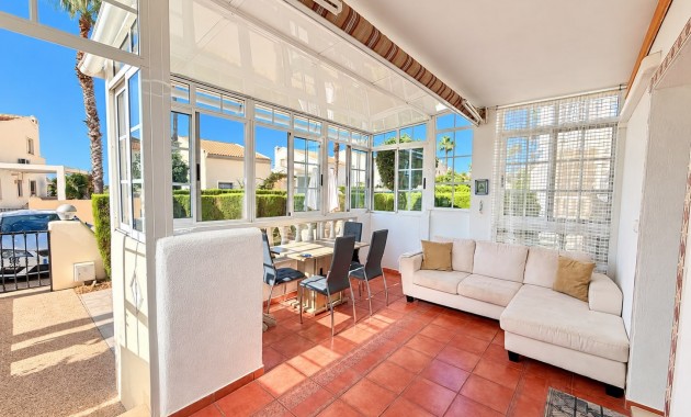 Sale - Apartment / flat -
Orihuela Costa - Las Ramblas