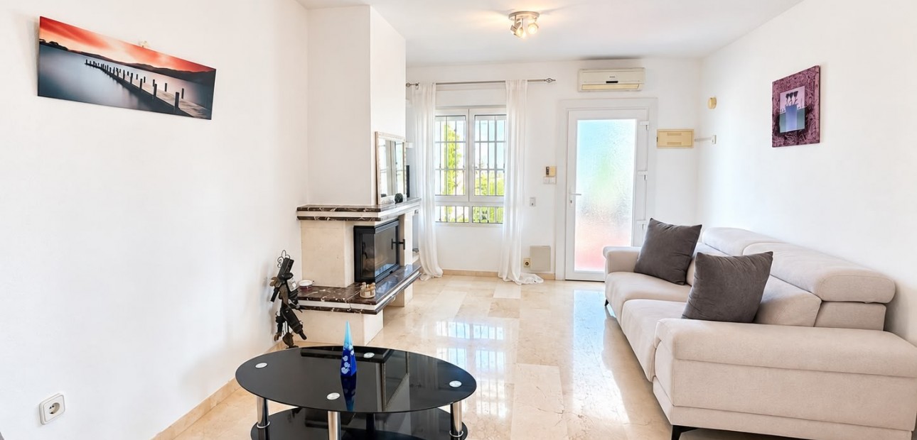 Sale - Apartment / flat -
Orihuela Costa - Las Ramblas