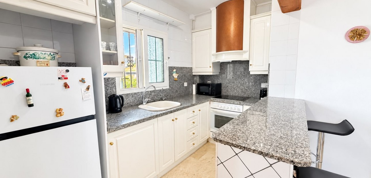 Sale - Apartment / flat -
Orihuela Costa - Las Ramblas