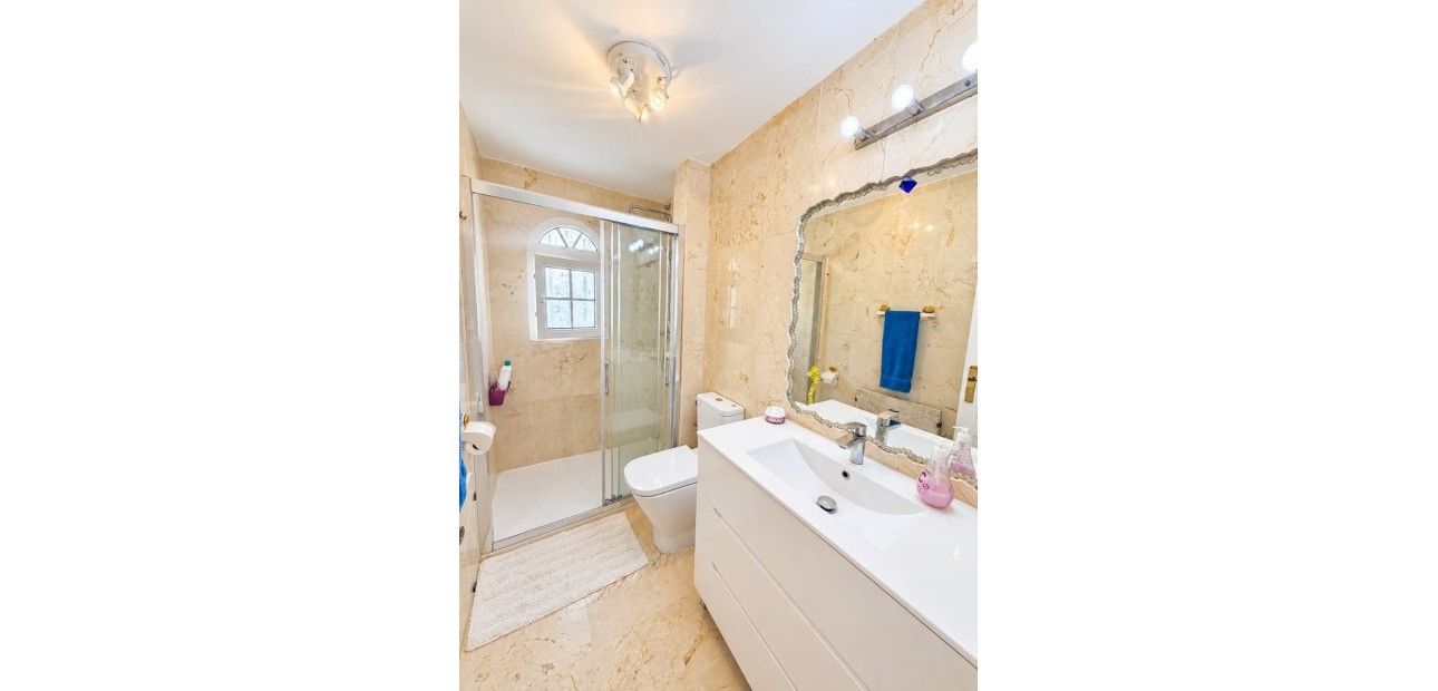 Sale - Apartment / flat -
Orihuela Costa - Las Ramblas