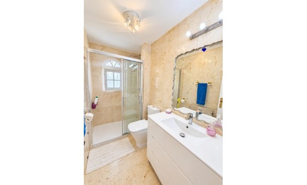 Sale - Apartment / flat -
Orihuela Costa - Las Ramblas