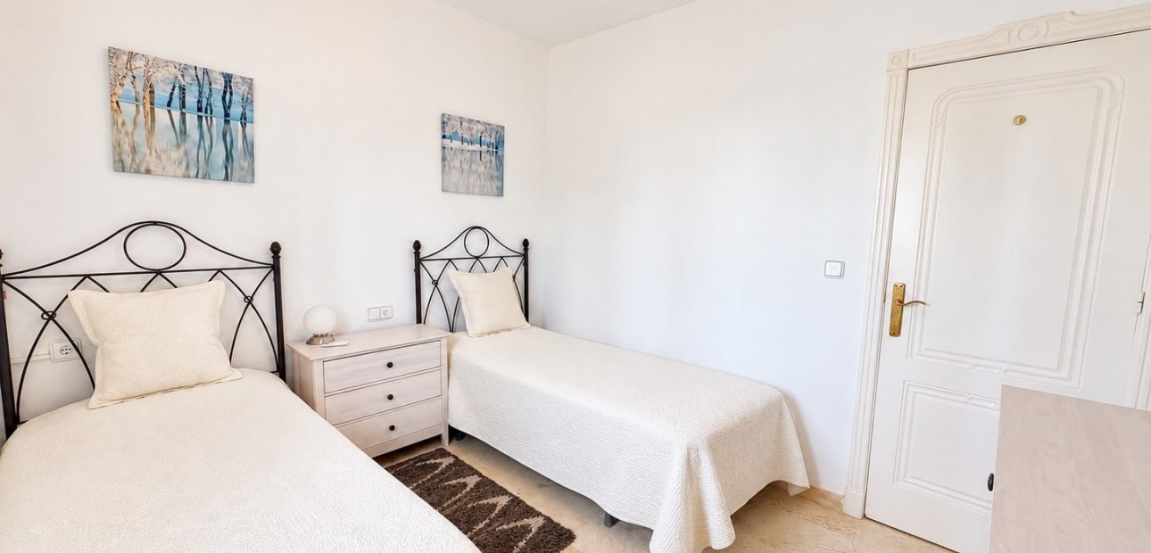Sale - Apartment / flat -
Orihuela Costa - Las Ramblas