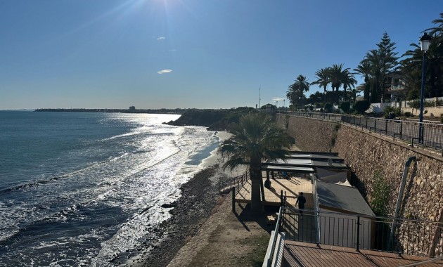 Sale - Apartment / flat -
Orihuela Costa - Las Ramblas