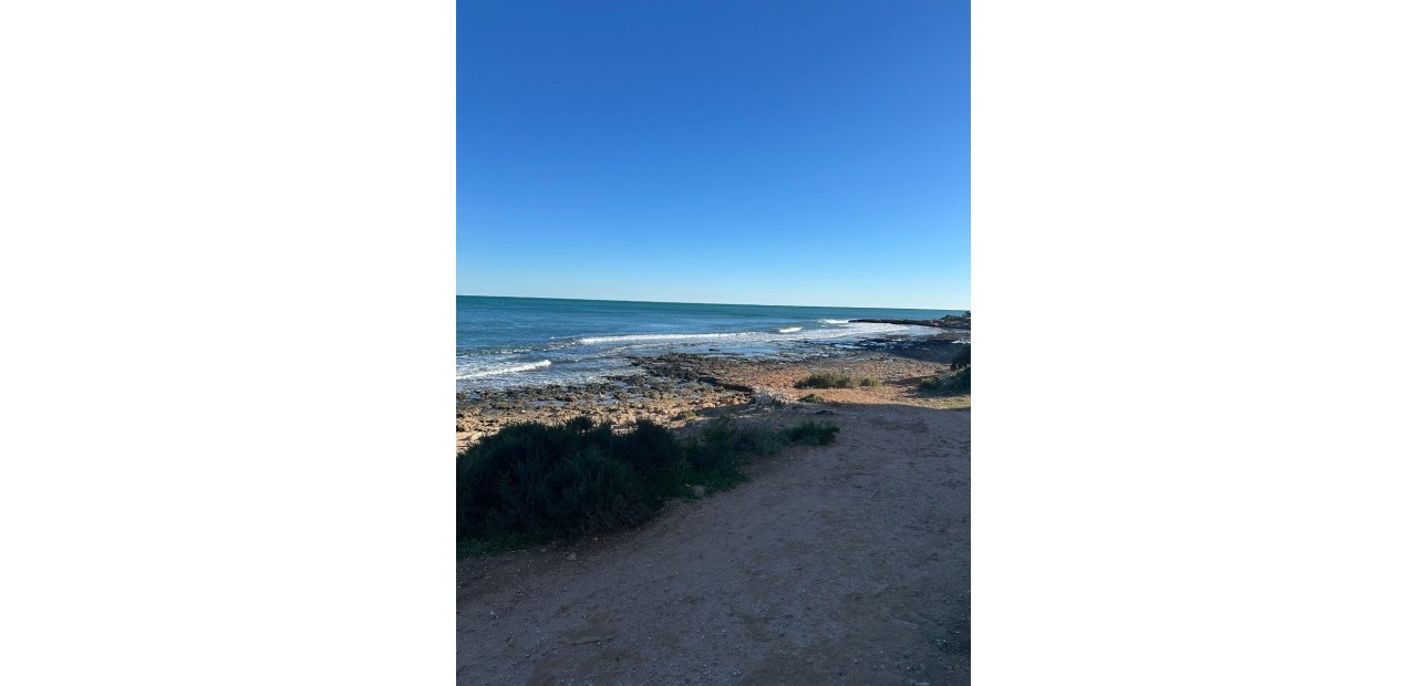 Sale - Apartment / flat -
Orihuela Costa - Las Ramblas