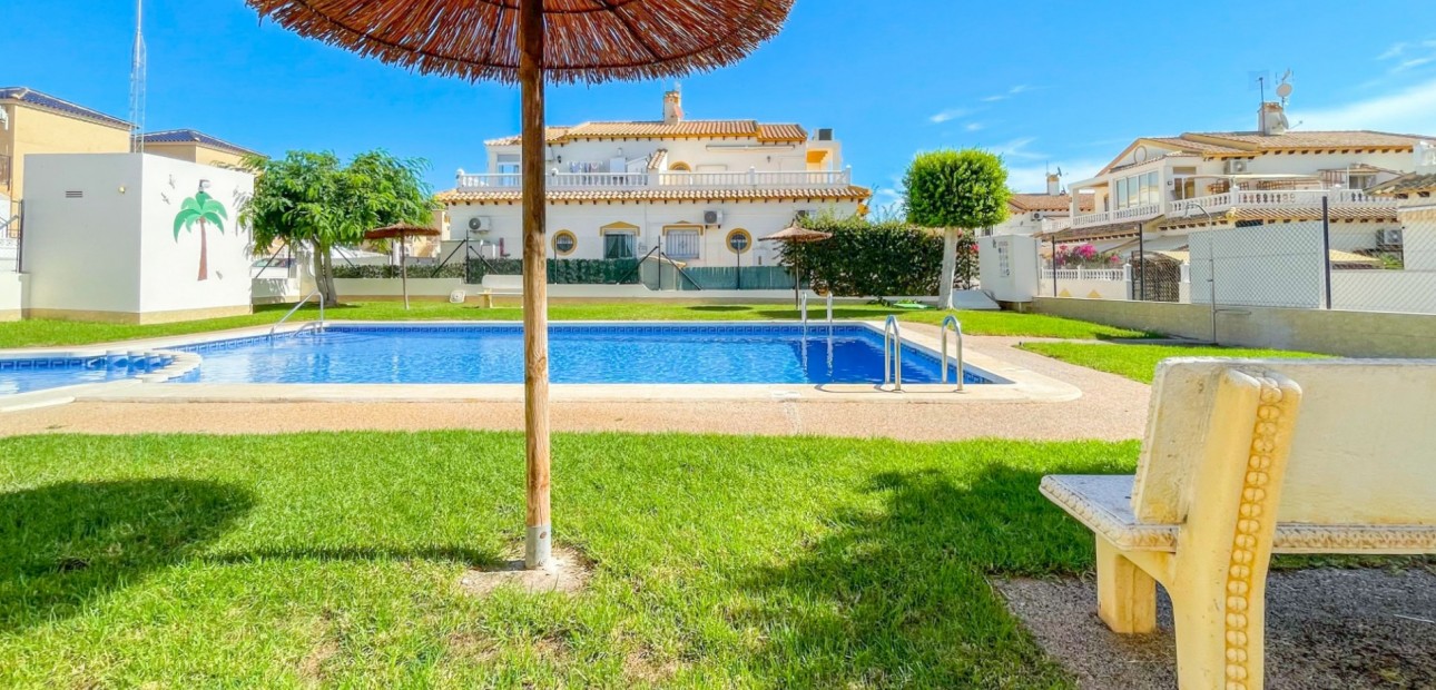 Sale - Townhouse -
Orihuela Costa - Los Altos