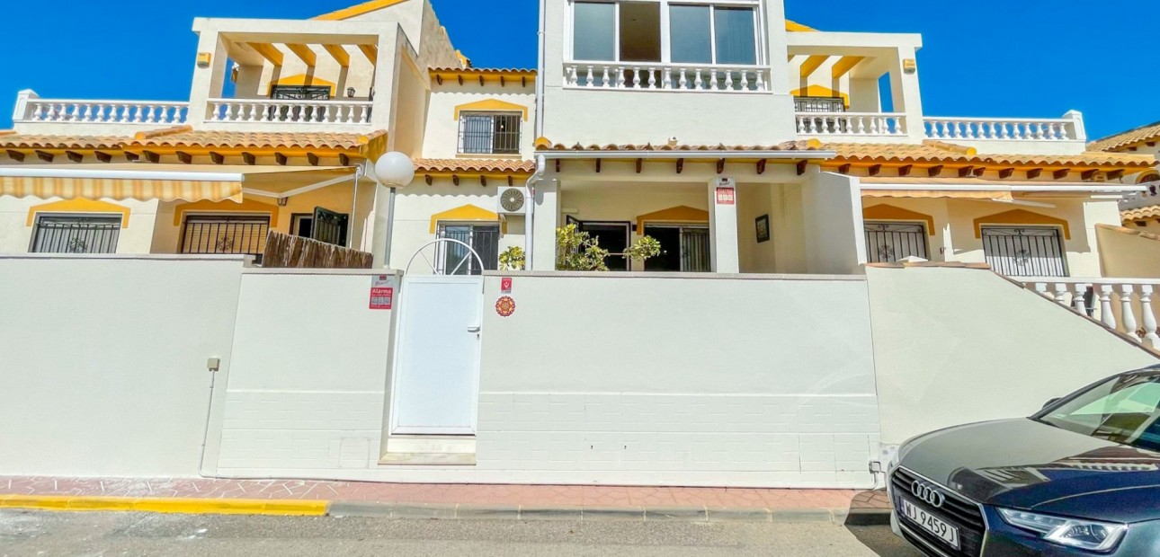 Sale - Townhouse -
Orihuela Costa - Los Altos