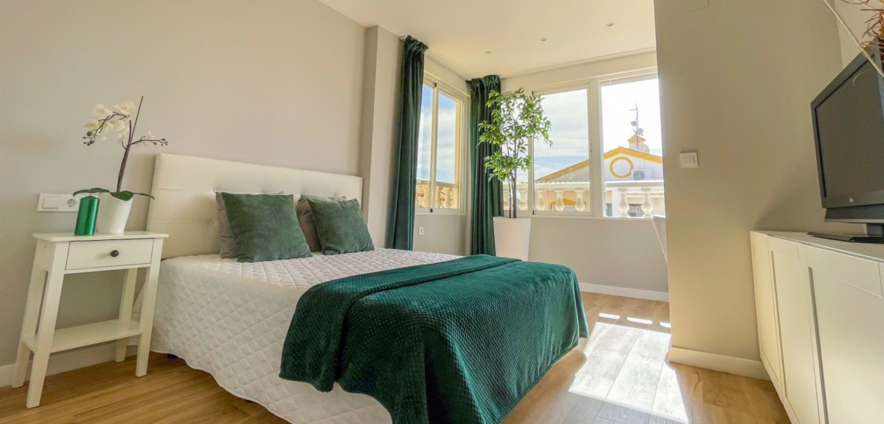 Sale - Townhouse -
Orihuela Costa - Los Altos