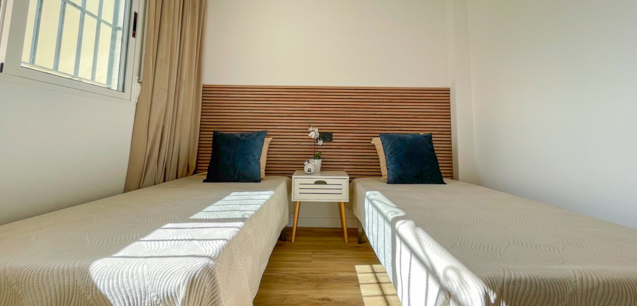 Sale - Townhouse -
Orihuela Costa - Los Altos