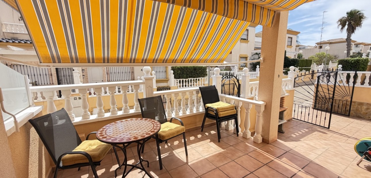 Sale - Quad Villa -
Orihuela Costa - Villamartin
