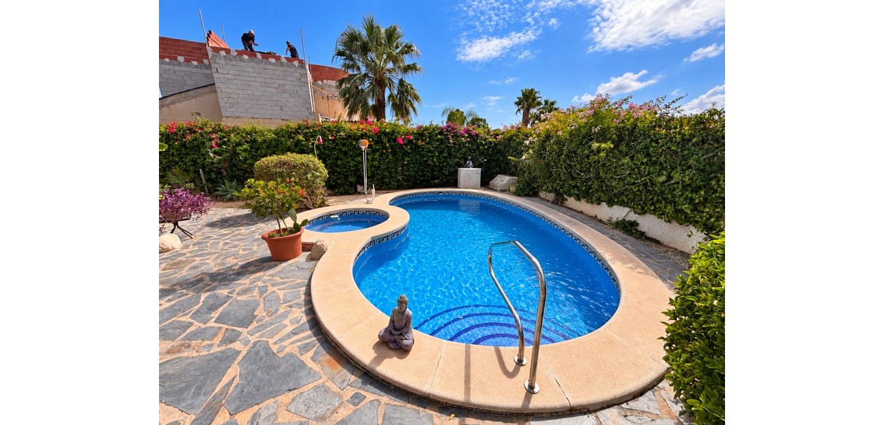 Sale - Detached Villa -
Ciudad Quesada - Lo Pepin