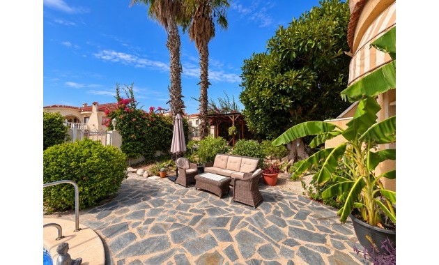 Sale - Detached Villa -
Ciudad Quesada - Lo Pepin