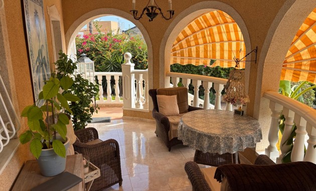 Sale - Detached Villa -
Ciudad Quesada - Lo Pepin