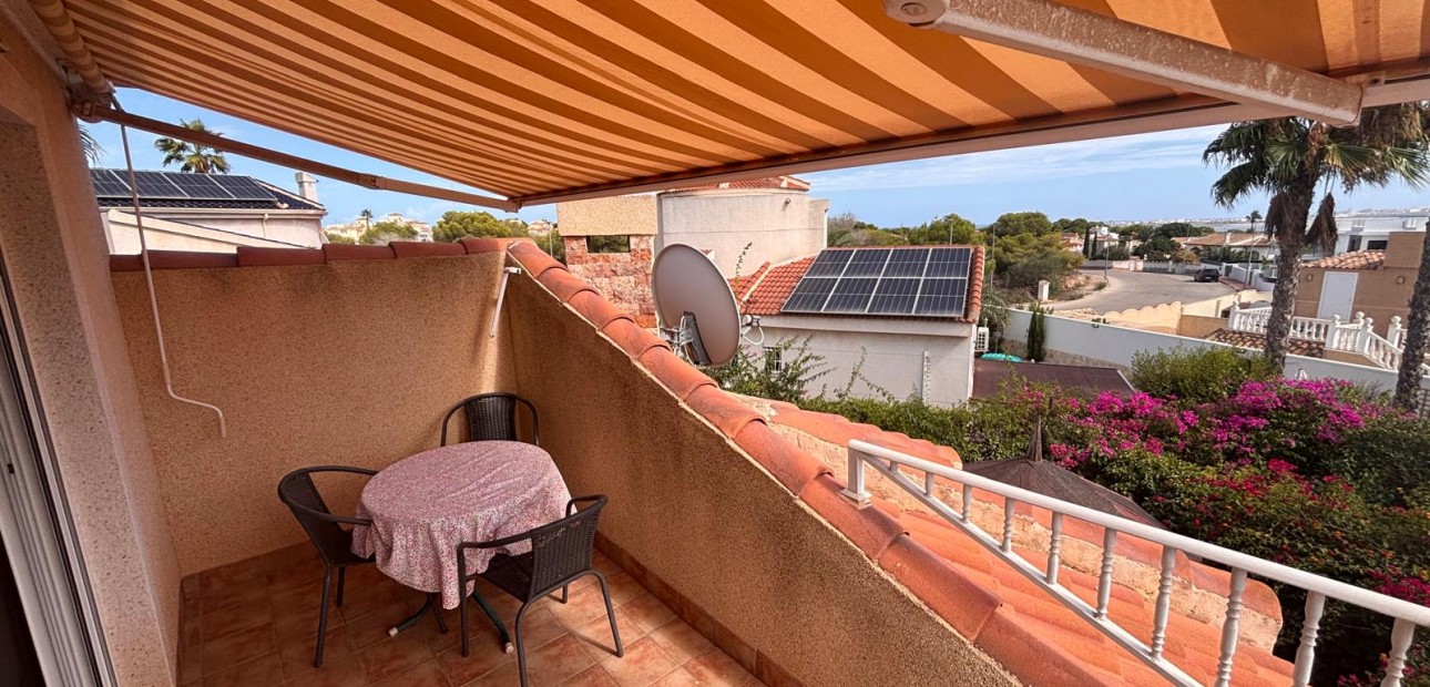 Sale - Detached Villa -
Ciudad Quesada - Lo Pepin