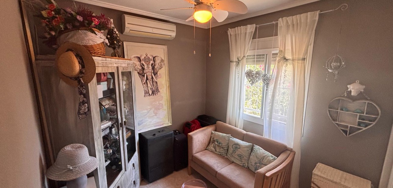 Sale - Detached Villa -
Ciudad Quesada - Lo Pepin